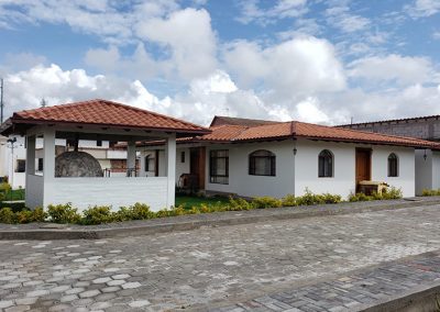 DISEÑO Y CONSTRUCCION DE LA RESIDENCIA EN GUAYLLABAMBA 2